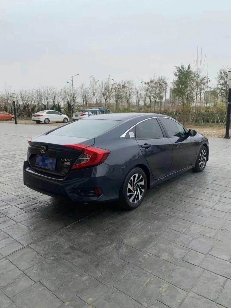 保定18年本田思域9