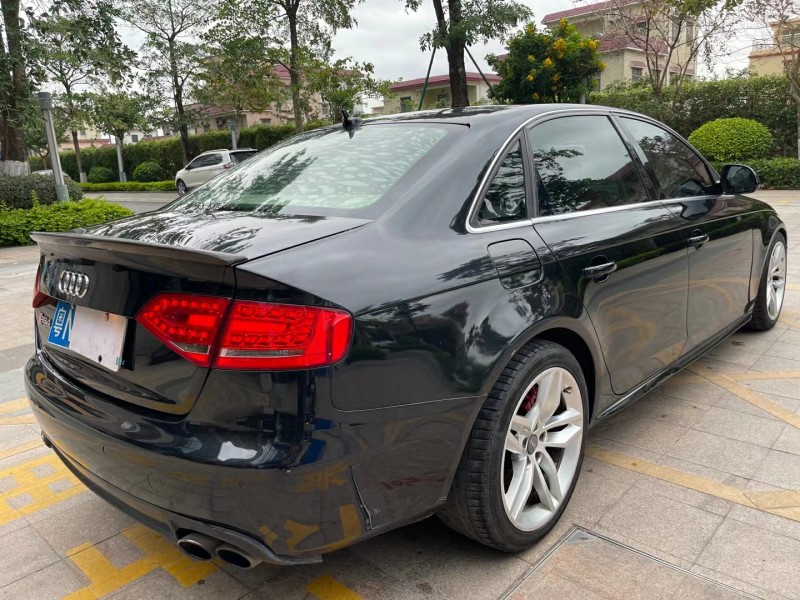 中山11年奥迪A4L2