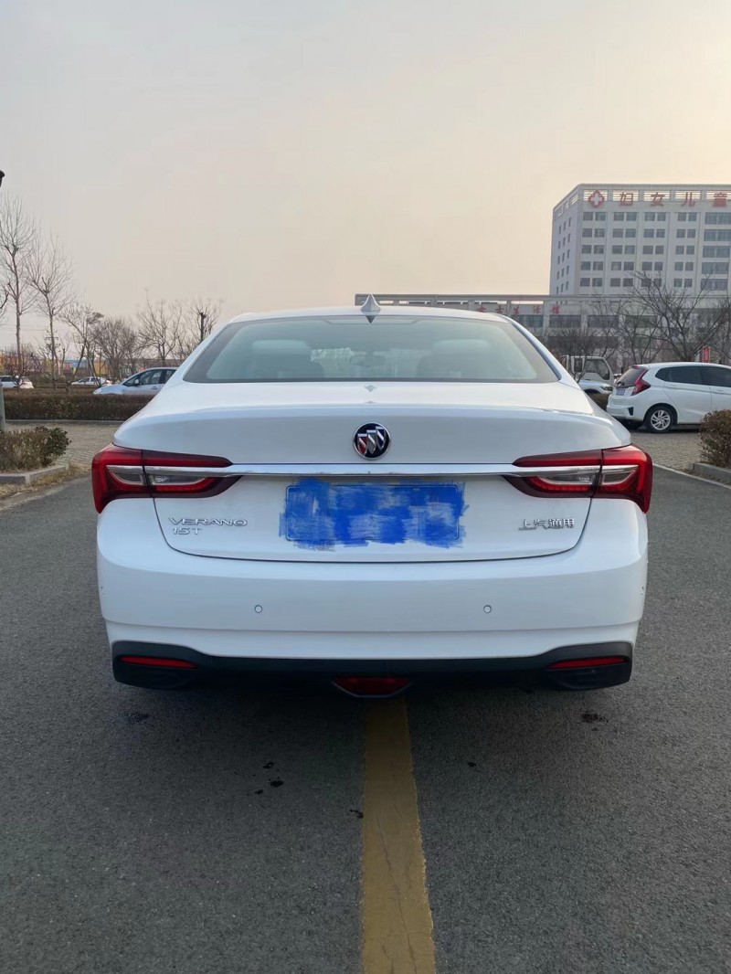 潍坊21年别克威朗3