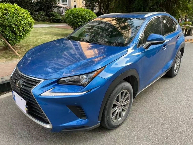广州17年雷克萨斯NX2