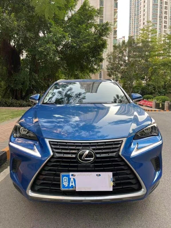 广州17年雷克萨斯NX3
