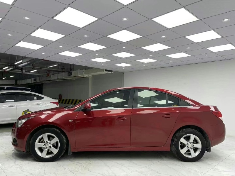 成都14年雪佛兰科鲁兹2