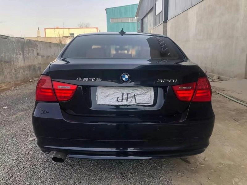 保定12年宝马3系7