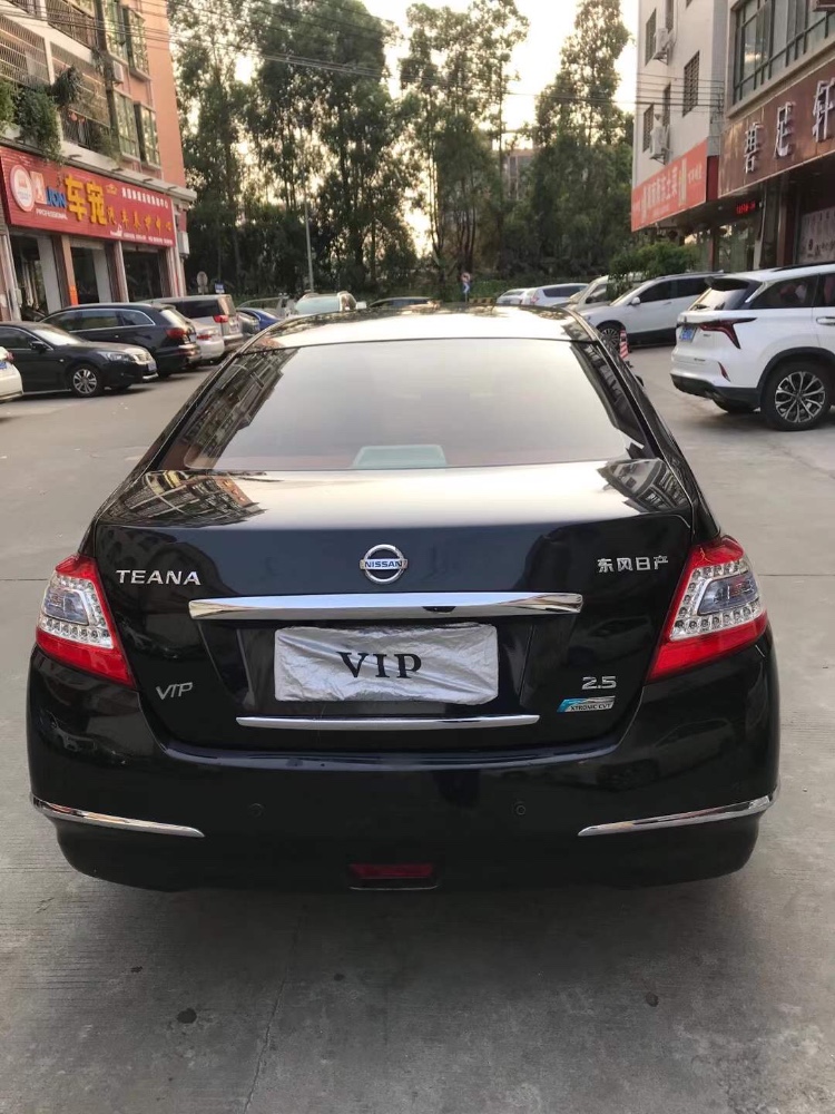 佛山12年日产天籁3