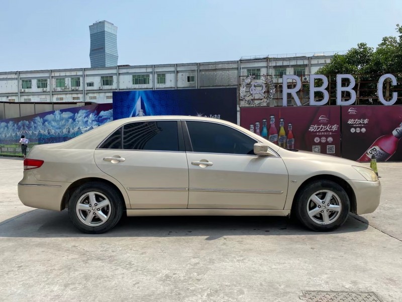 东莞04年本田雅阁5