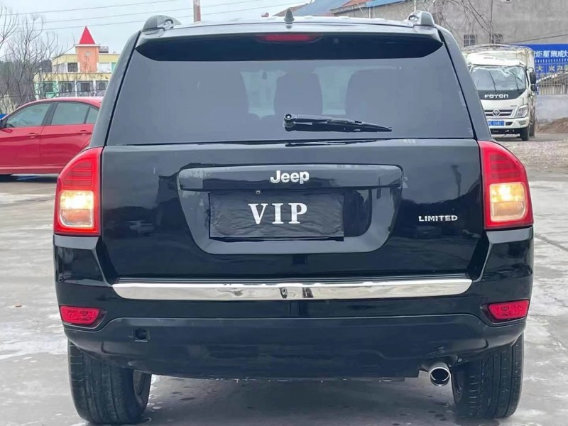 武漢15年Jeep指南者4