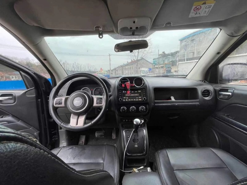 武漢15年Jeep指南者2