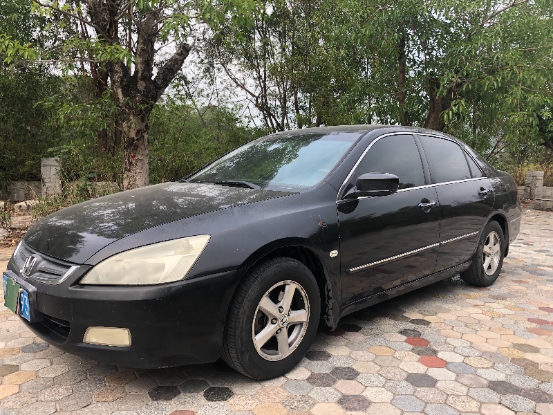 深圳06年本田雅阁7