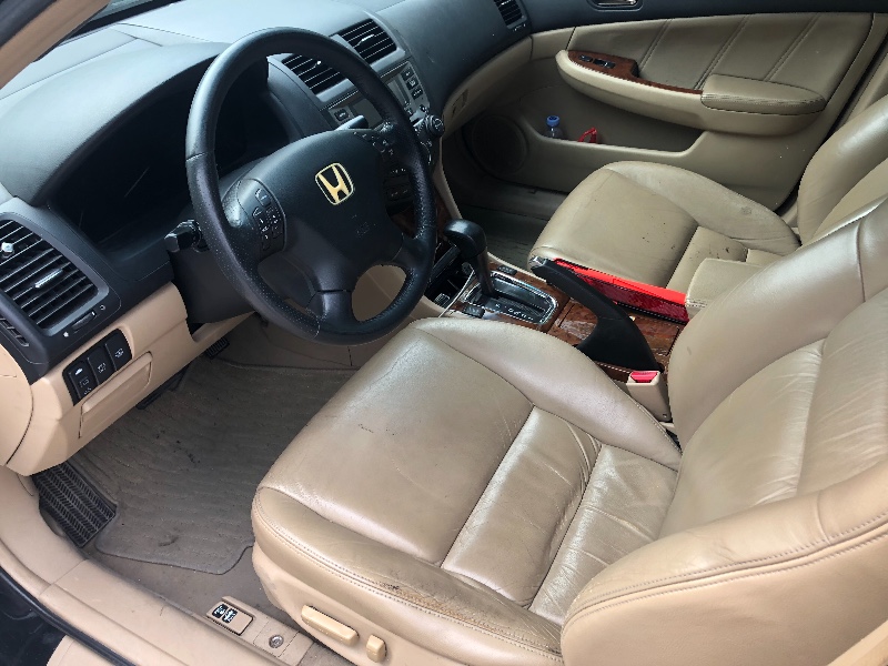 深圳06年本田雅阁5