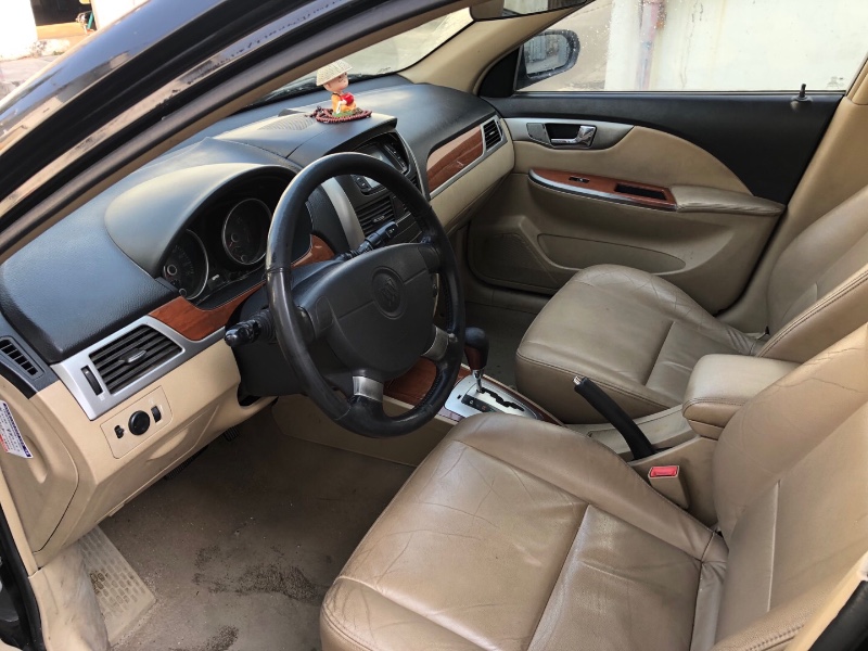 深圳10年别克凯越7