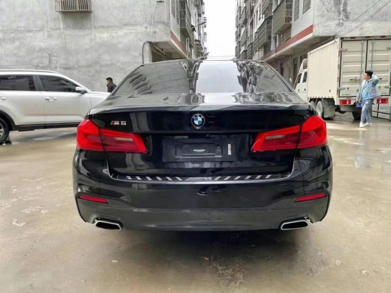 武汉18年宝马5系1