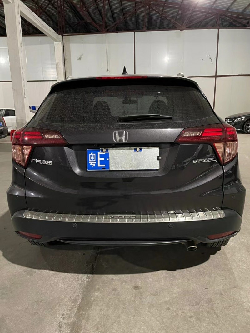 中山17年本田缤智6