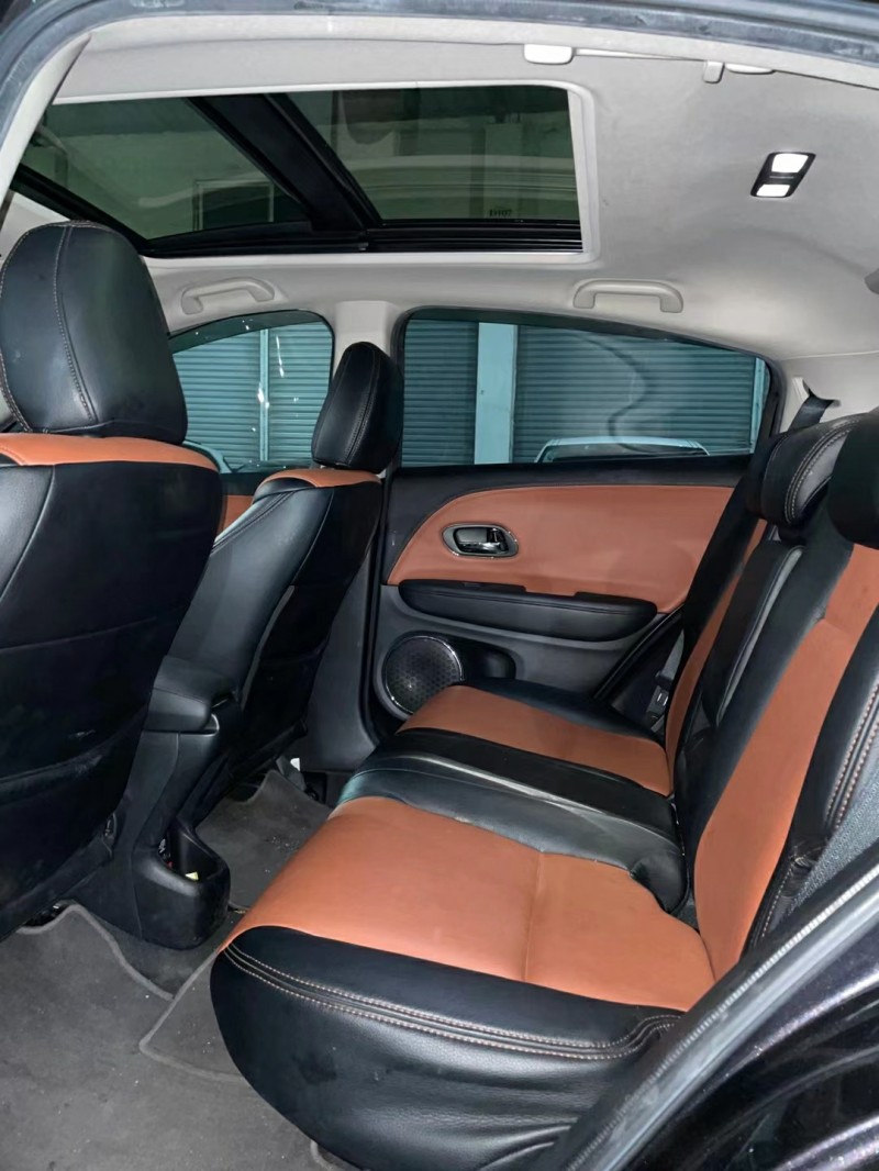 中山17年本田缤智7