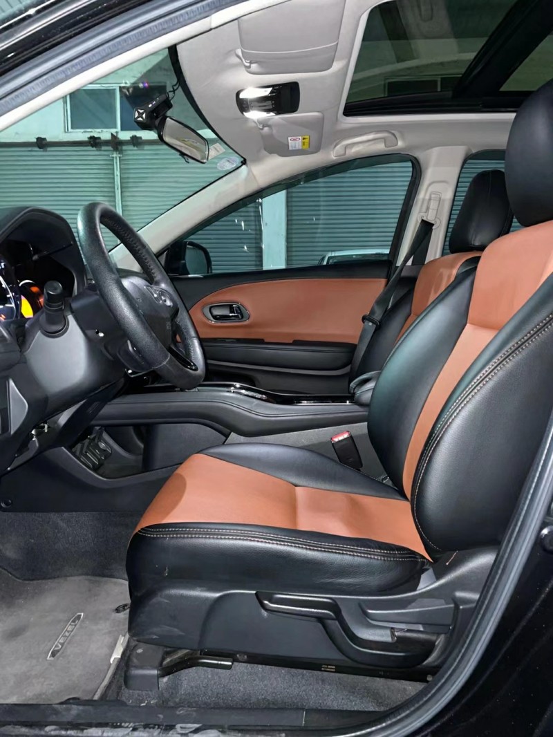 中山17年本田缤智9