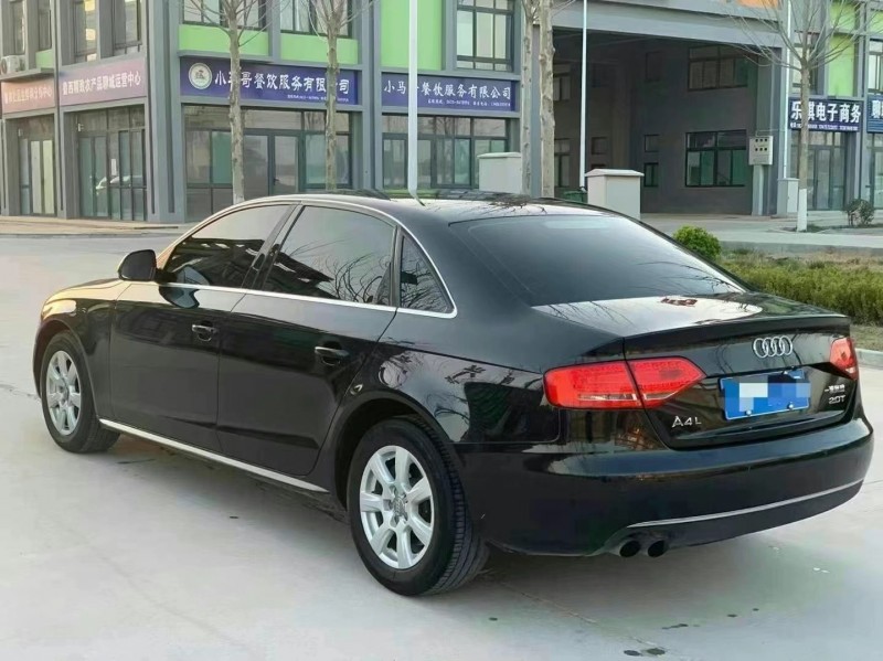 泰安11年奧迪A4L4