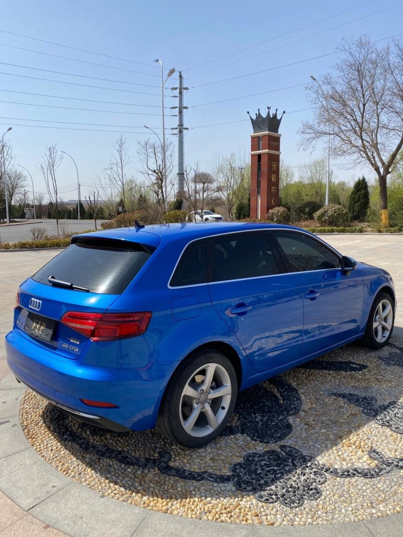 青岛20年奥迪A38