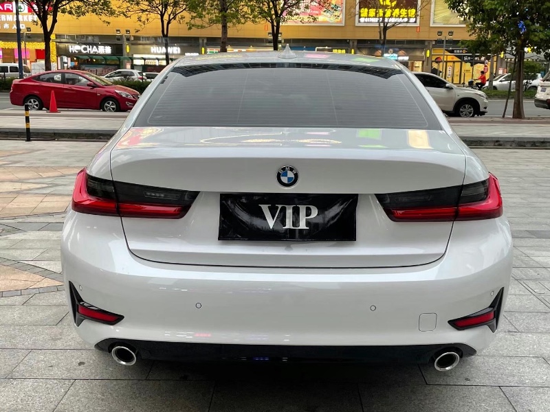 佛山21年宝马3系9