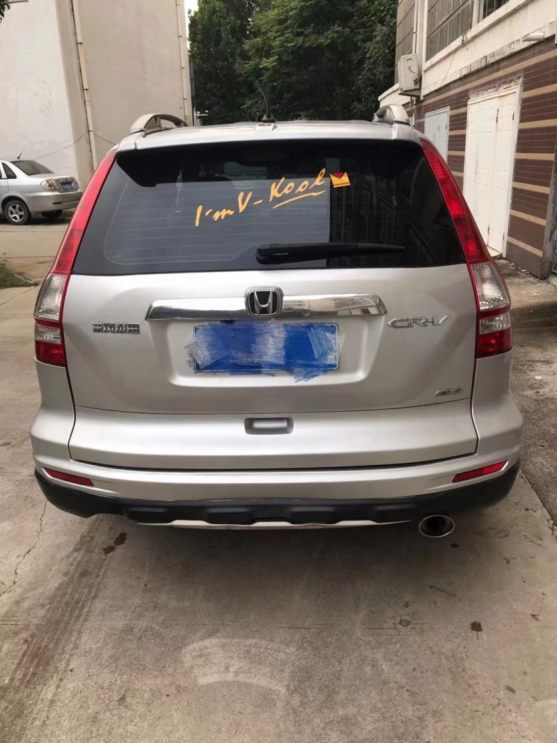 济宁12年本田CRV1