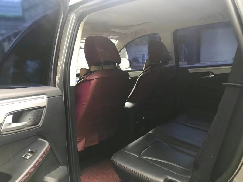 嘉興19年SWM斯威汽車G057