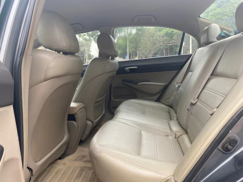 东莞11年本田思域5