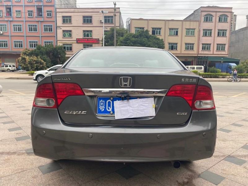 东莞11年本田思域9