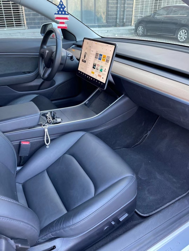 邢臺19年特斯拉MODEL 37