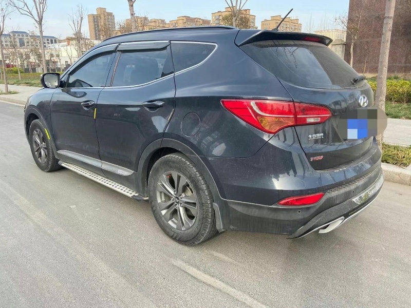 淄博14年现代新胜达8