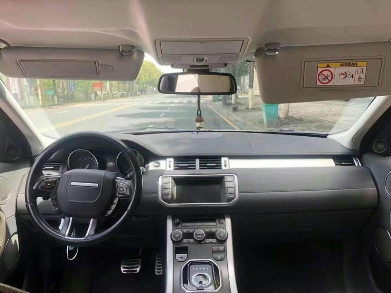 广州14年路虎极光5