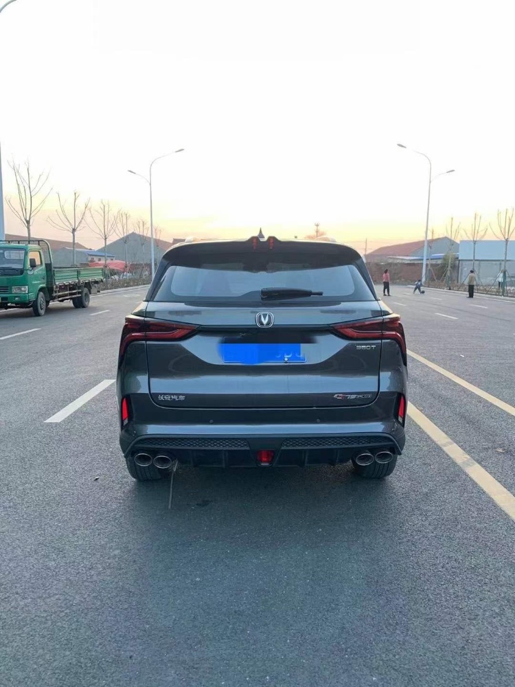 濟南20年長安汽車CS757