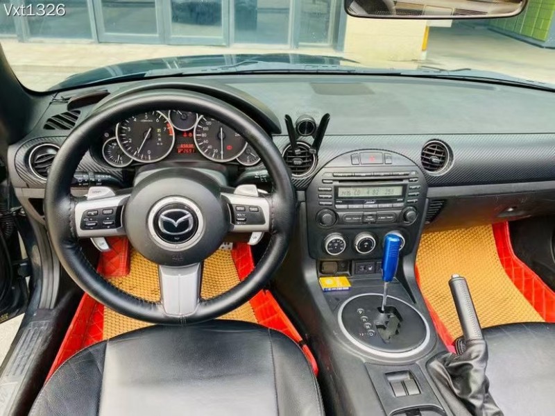 東莞11年馬自達MX-56
