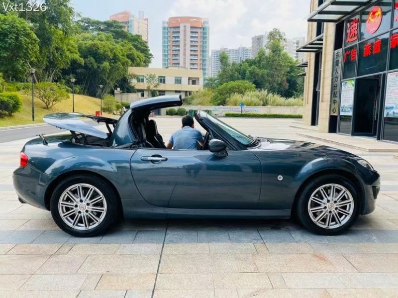 東莞11年馬自達MX-58
