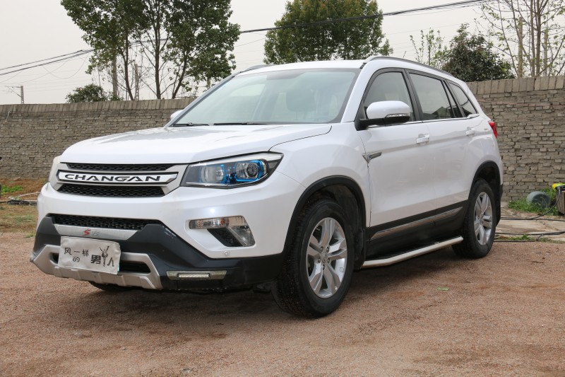 南陽15年長安汽車CS758