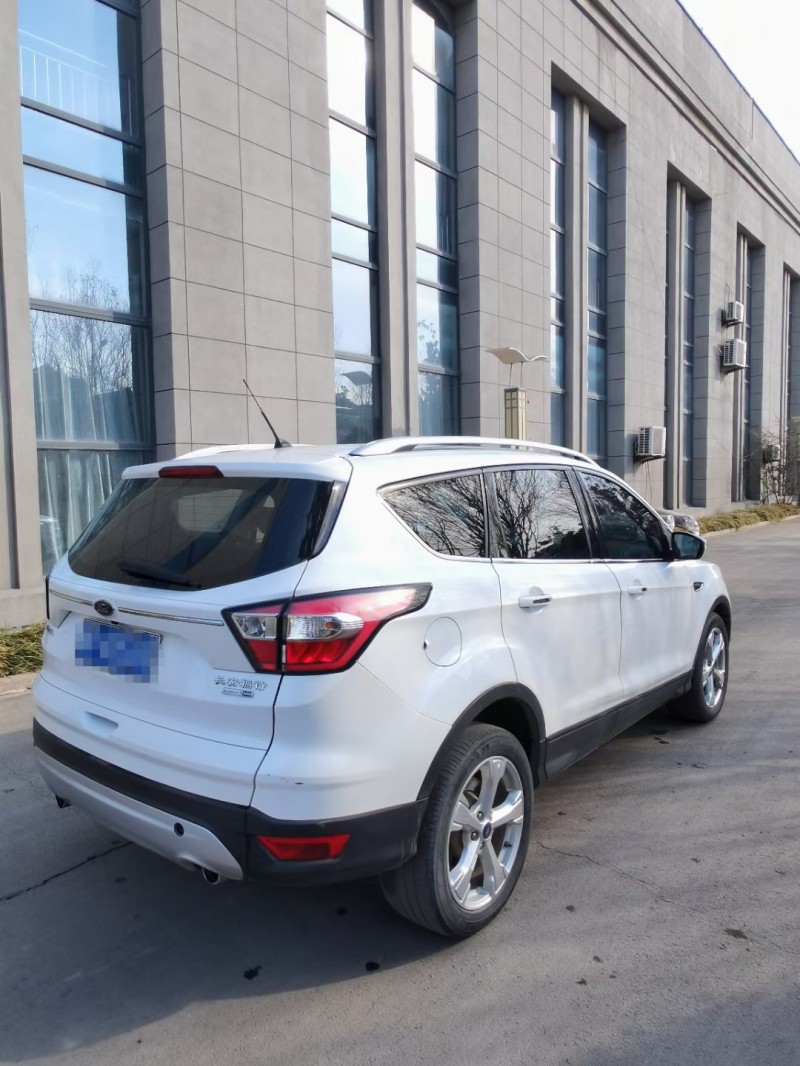 徐州17年福特翼虎4