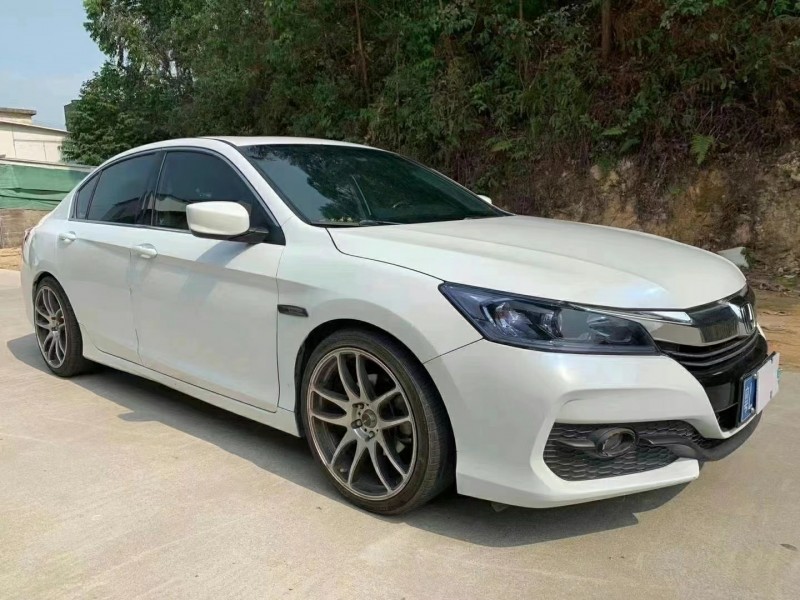 江门17年本田雅阁3