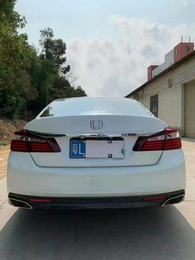 江门17年本田雅阁8