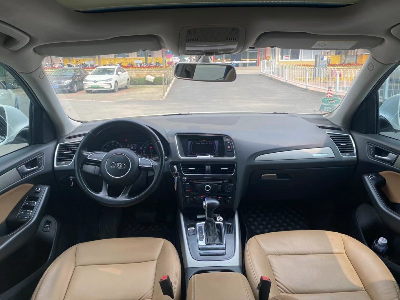 广州15年奥迪Q58