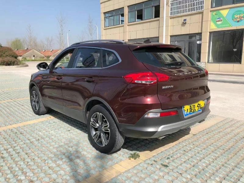 蘇州17年獵豹汽車CS103