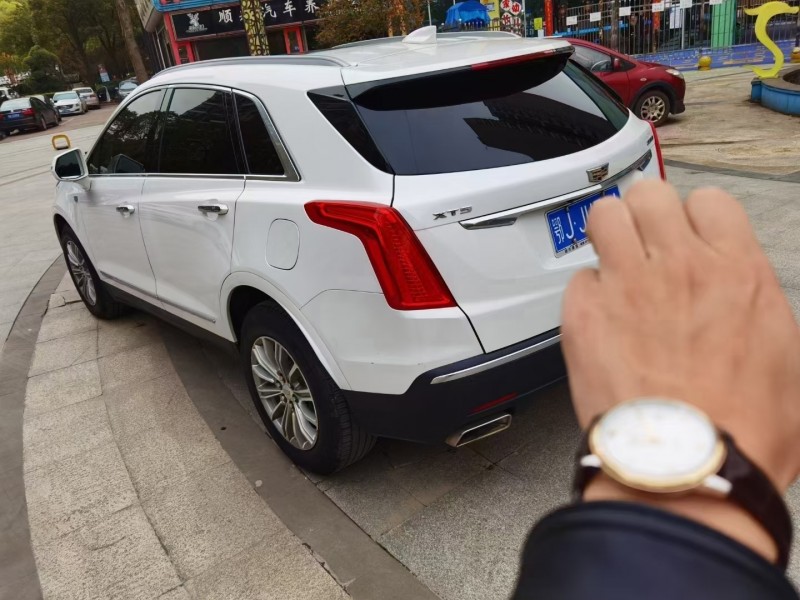 武汉18年凯迪拉克XT59