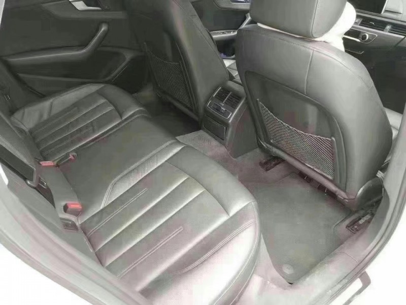 成都17年奥迪A4L2