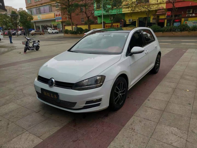 深圳16年大众高尔夫1