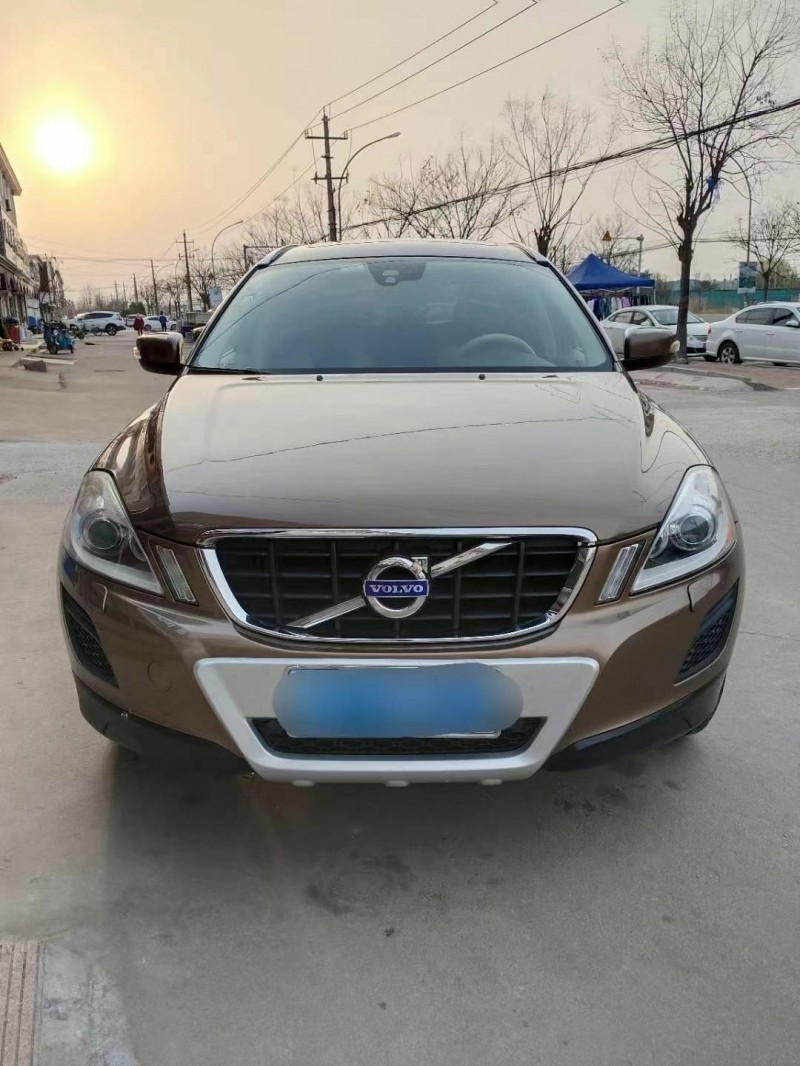 濟寧12年沃爾沃XC609