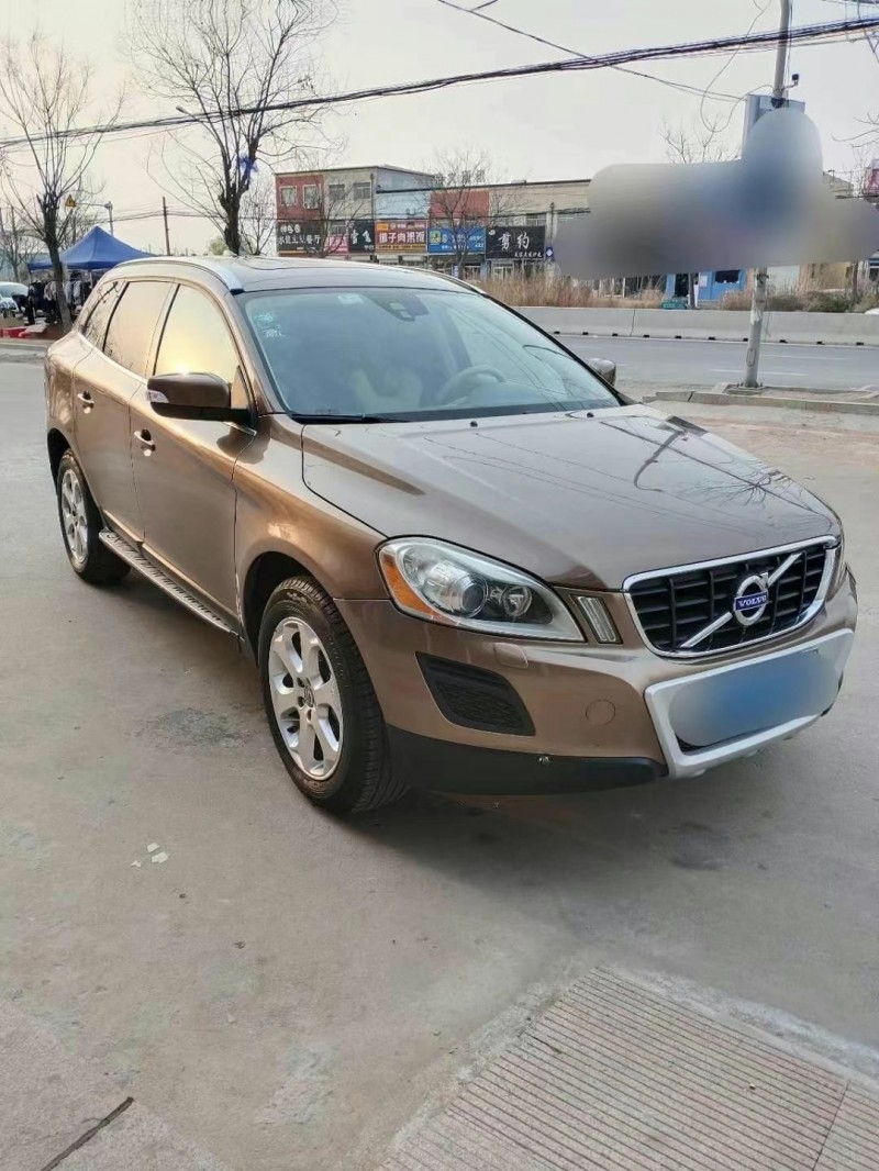 濟寧12年沃爾沃XC608