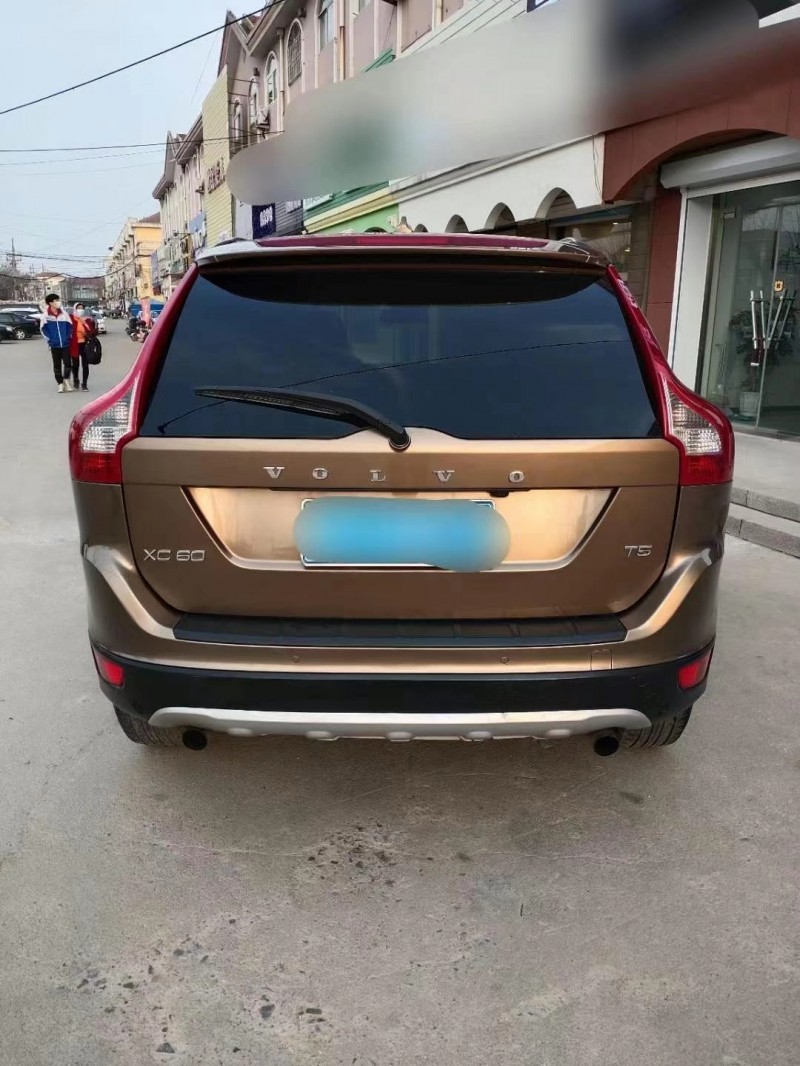 濟寧12年沃爾沃XC601