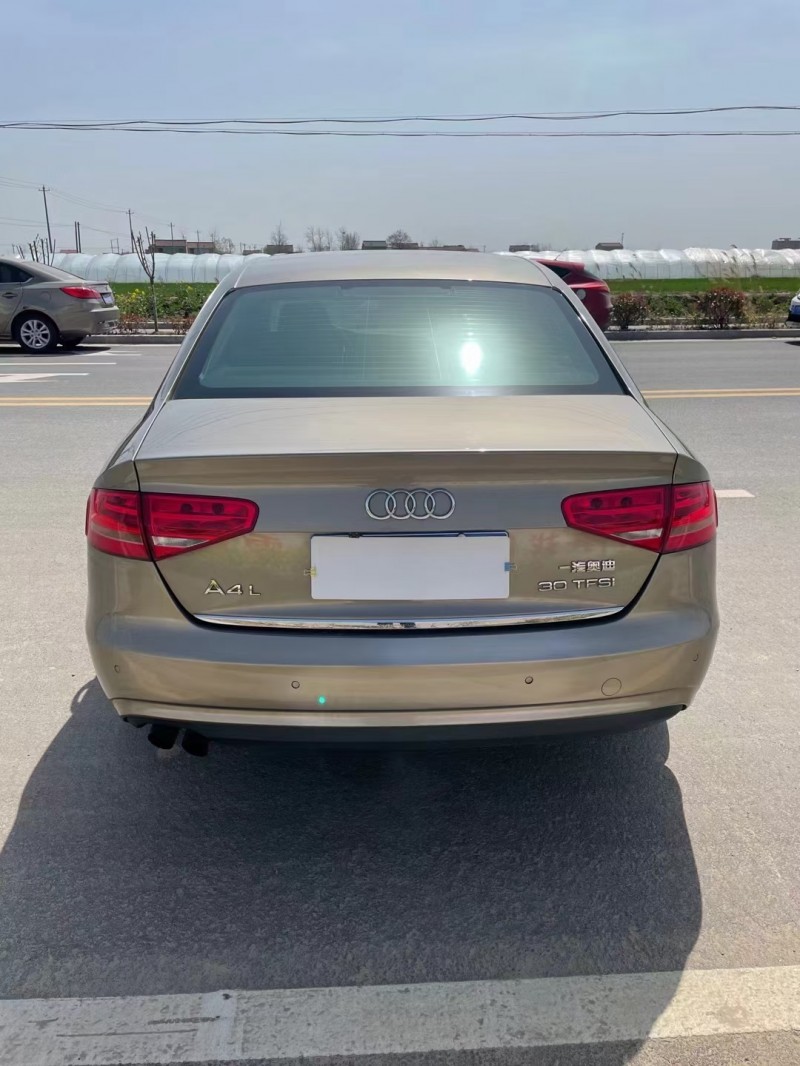 徐州13年奥迪A4L6