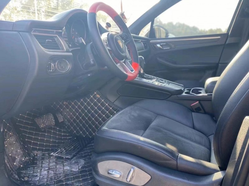九江15年保時捷Macan3