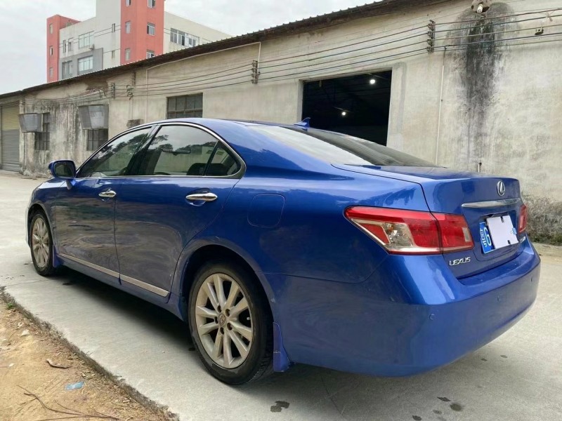 江门11年雷克萨斯ES7