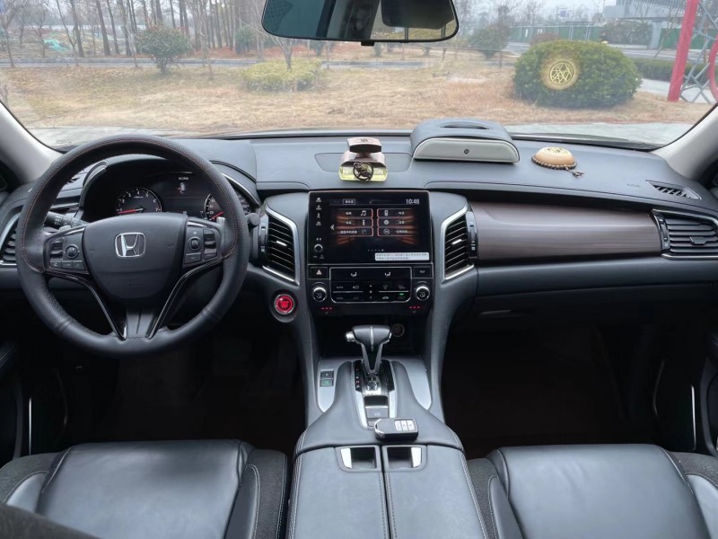 盐城18年本田冠道4