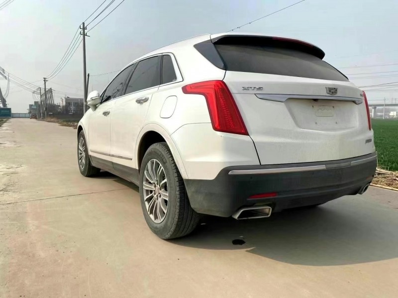 安陽18年凱迪拉克XT52