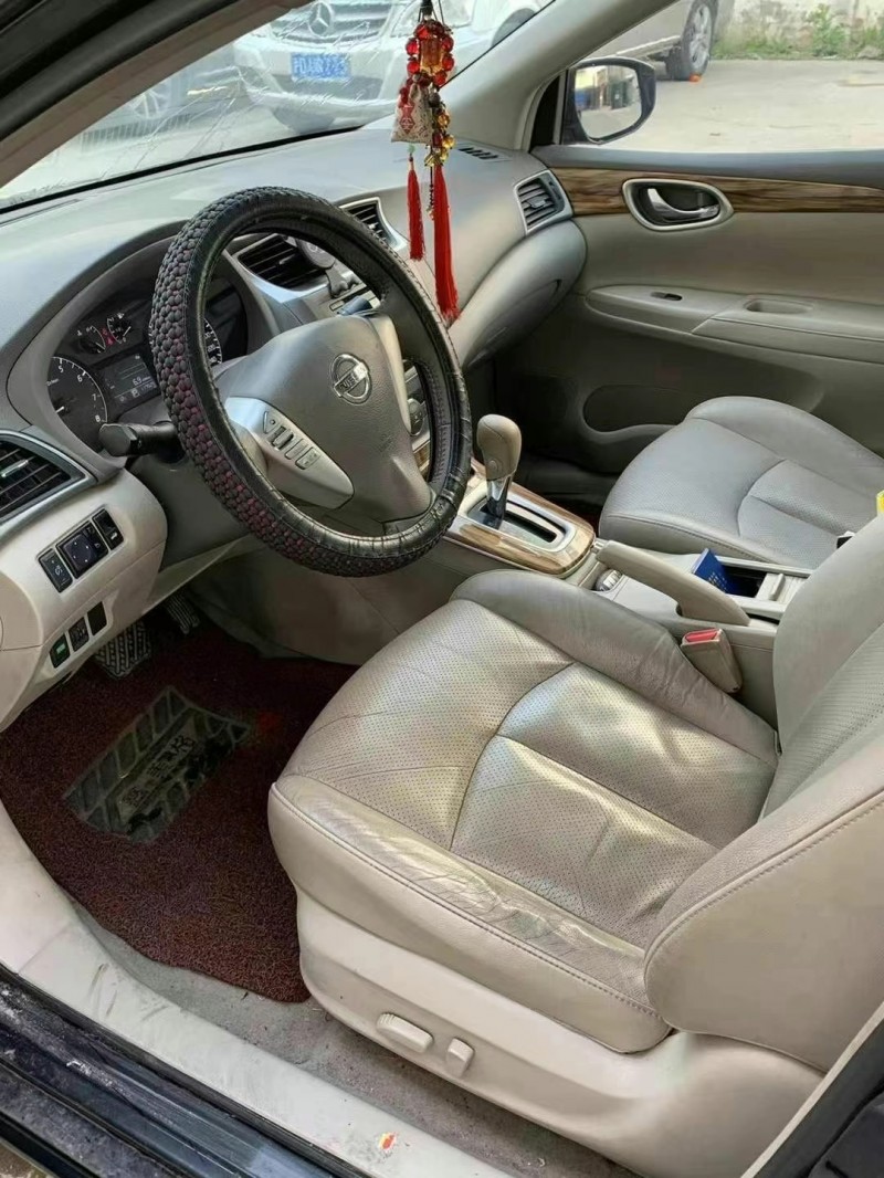 上海14年日產軒逸4