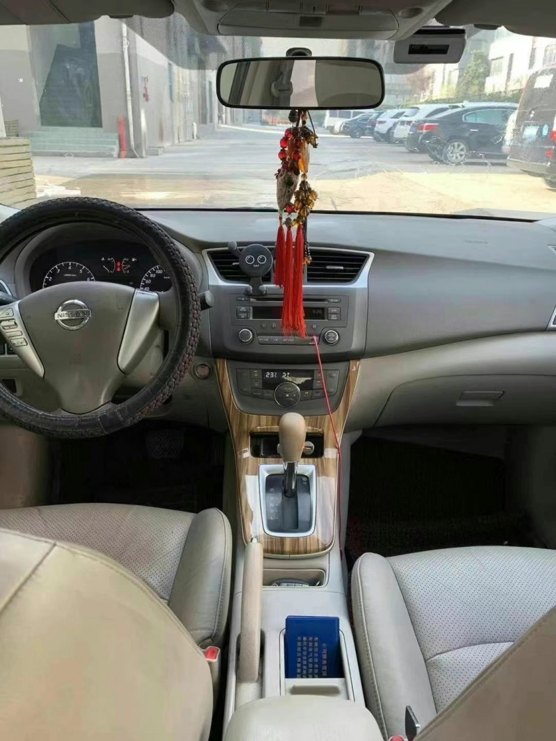 上海14年日產軒逸5